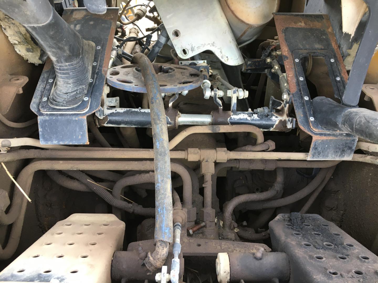 ./imagenes/INVOICE/2019/15720/MINICARGADOR JOHN DEERE 325 PARA PARTES (11).JPG